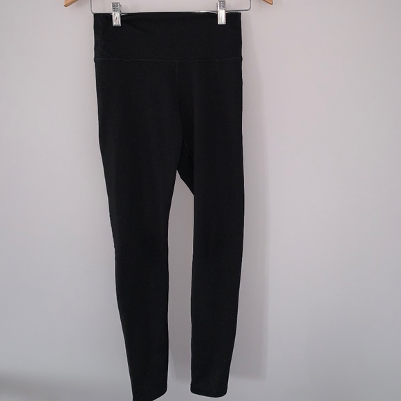 FABLETICS Black Athletic Leggings - Picture 1 of 6